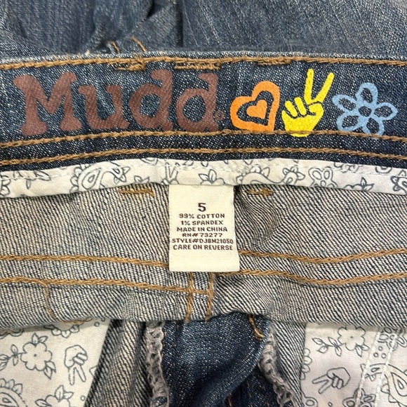 Mudd Distressed Cropped Blue Jeans - Picture 3 of 3